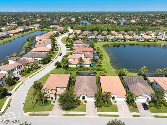 4613 Abaca CIR, Naples, FL 34119
