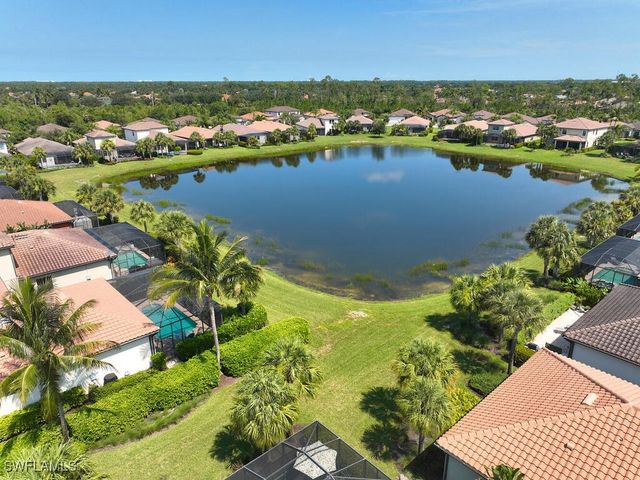 4613 Abaca CIR, Naples, FL 34119