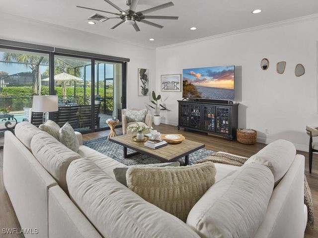 4613 Abaca CIR, Naples, FL 34119