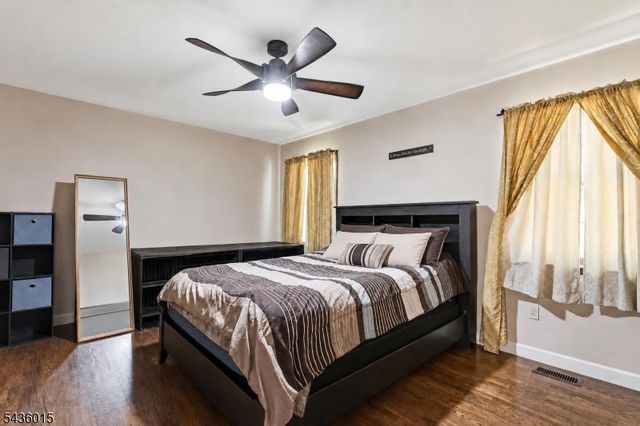 12 River Rd, Jefferson Twp., NJ 07438