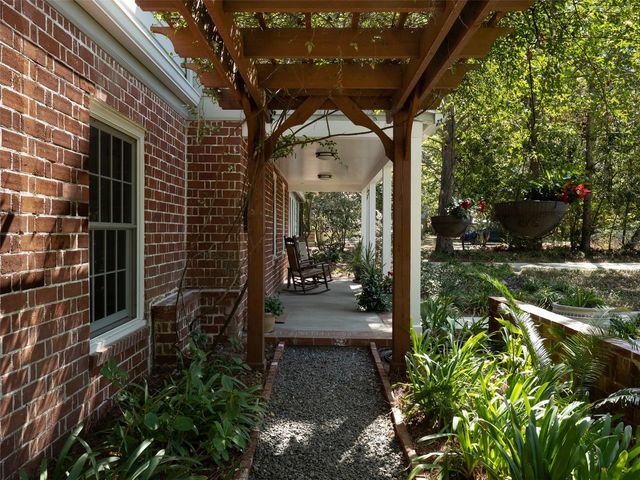2236 NW 7TH LANE, Gainesville, FL 32603