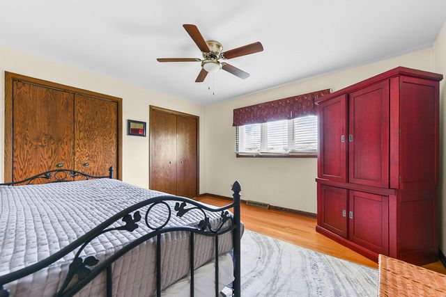7561 Ponderosa Court, Orland Park, IL 60462