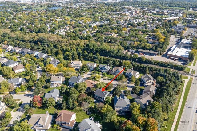 568 Crooked Stick Court, Vernon Hills, IL 60061
