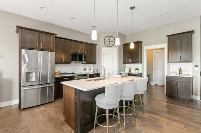 8829 Norway Drive, West Des Moines, IA 50266