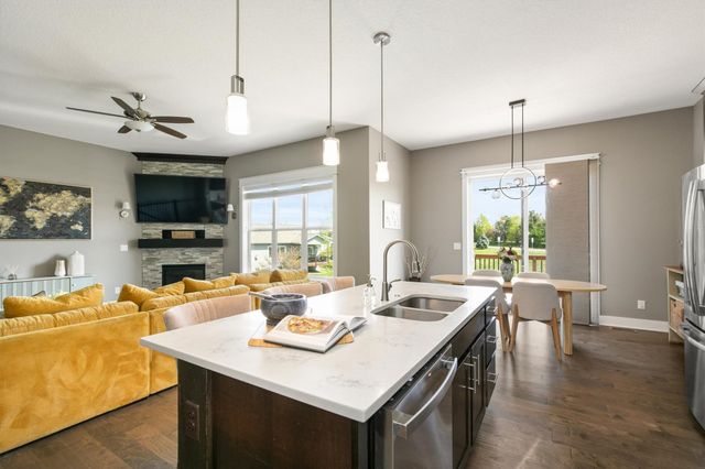 8829 Norway Drive, West Des Moines, IA 50266