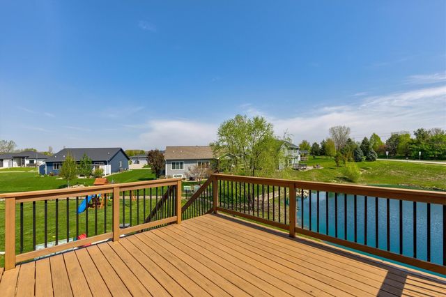 8829 Norway Drive, West Des Moines, IA 50266