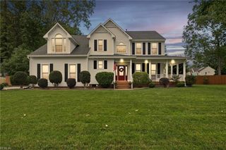 612 Blackthorne CT, Chesapeake, VA 23322