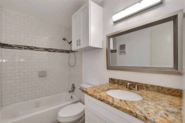 7938 Leonora Street B19, Houston, TX 77061