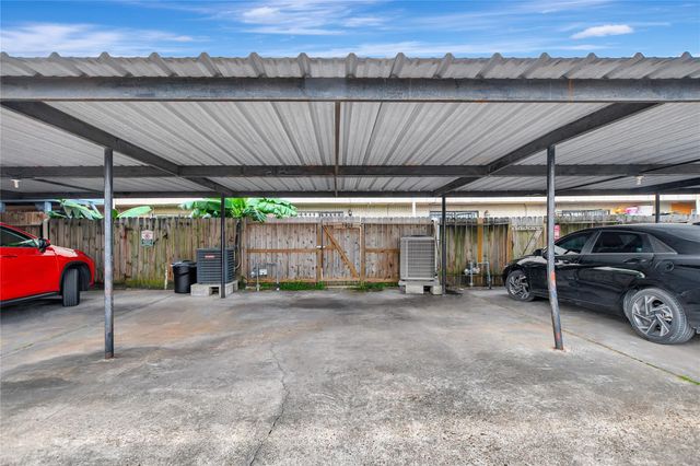 7938 Leonora Street B19, Houston, TX 77061