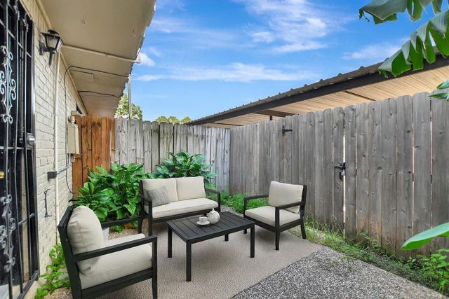 7938 Leonora Street B19, Houston, TX 77061