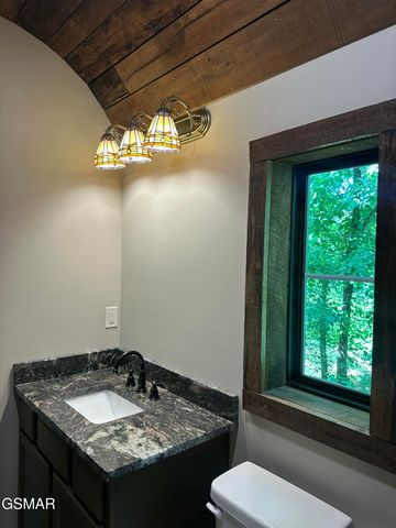 970 Douglas Dam Road, Kodak, TN 37764