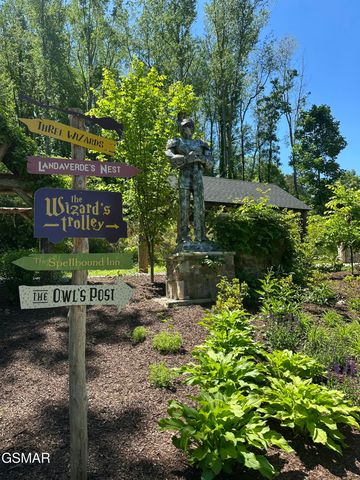970 Douglas Dam Road, Kodak, TN 37764