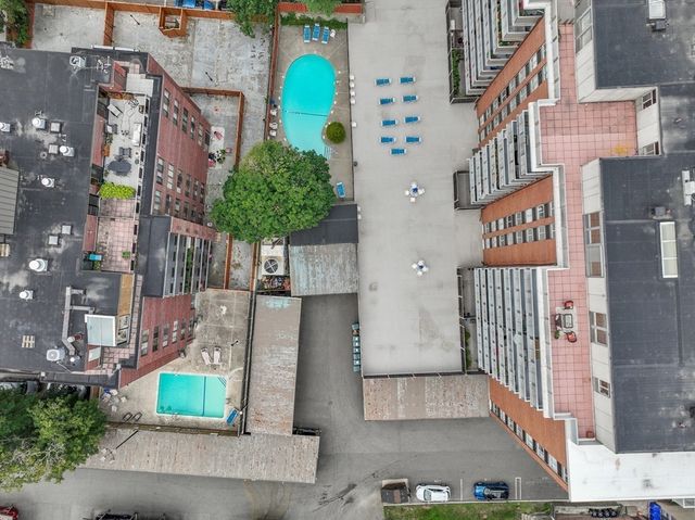 45 Longwood Ave 712, Brookline, MA 02446