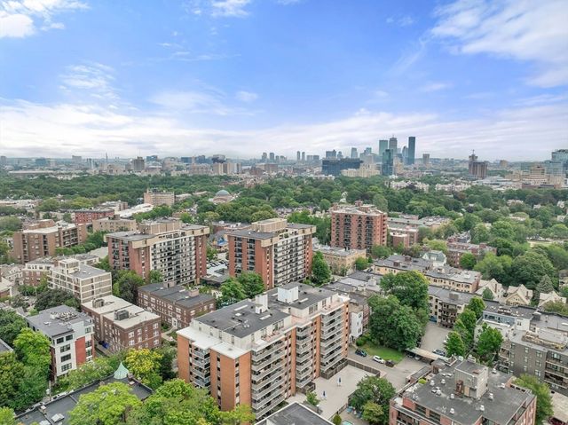 45 Longwood Ave 712, Brookline, MA 02446