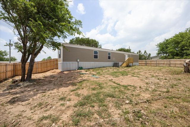 2307 Cedarwood Trail, Granbury, TX 76048
