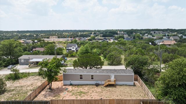 2307 Cedarwood Trail, Granbury, TX 76048