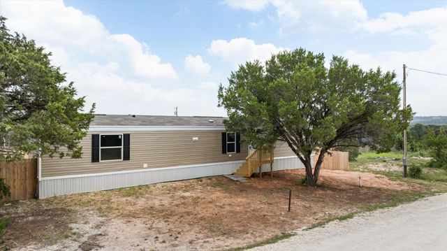 2307 Cedarwood Trail, Granbury, TX 76048