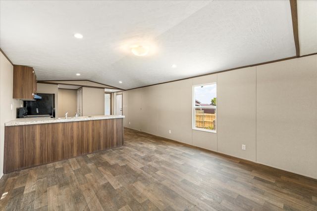 2307 Cedarwood Trail, Granbury, TX 76048