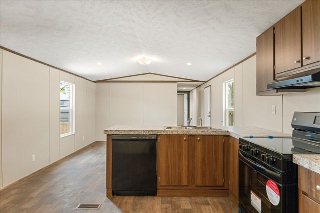 2307 Cedarwood Trail, Granbury, TX 76048