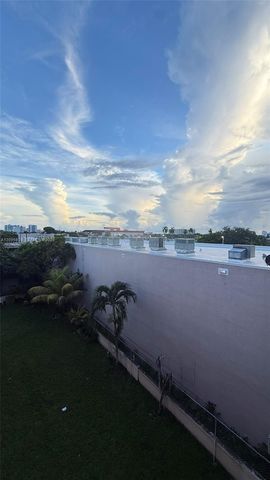 3640 NW 9th Street 405, Miami, FL 33125