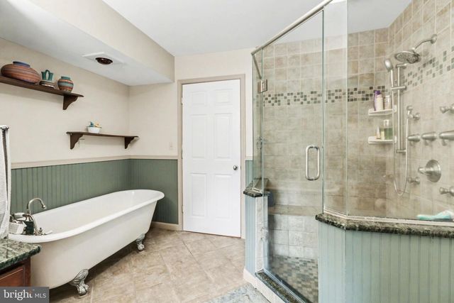 3201 SPRING RD, Carlisle, PA 17013