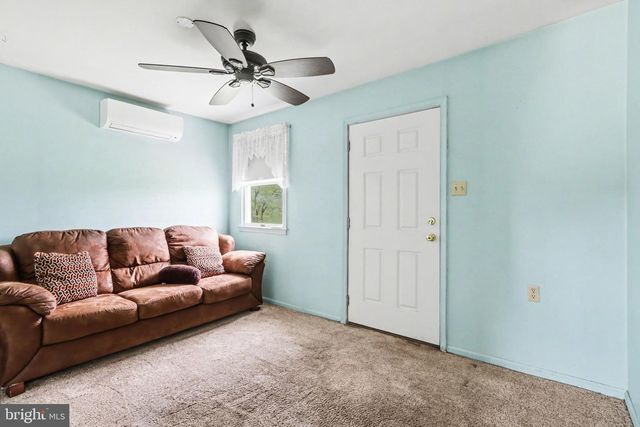 3201 SPRING RD, Carlisle, PA 17013