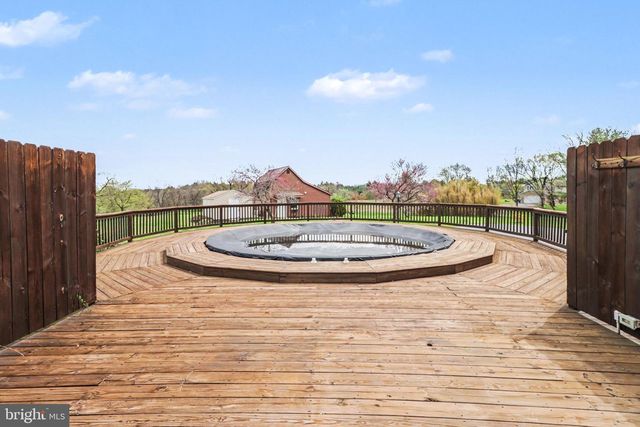 3201 SPRING RD, Carlisle, PA 17013