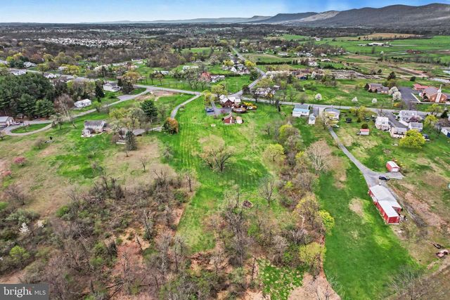 3201 SPRING RD, Carlisle, PA 17013