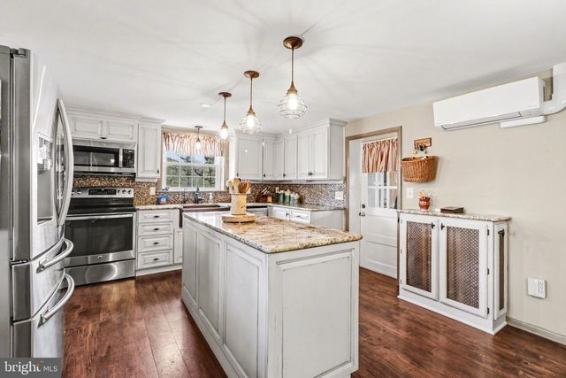 3201 SPRING RD, Carlisle, PA 17013