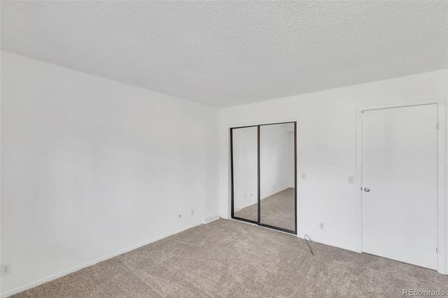 3703 S Mission Parkway, Aurora, CO 80013