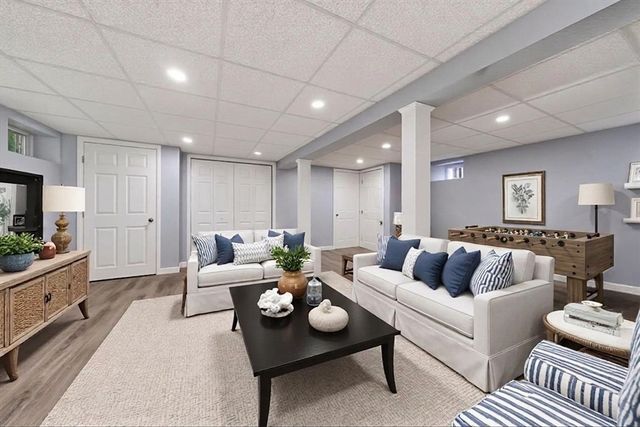 59 First Parish Rd, Norwell, MA 02061