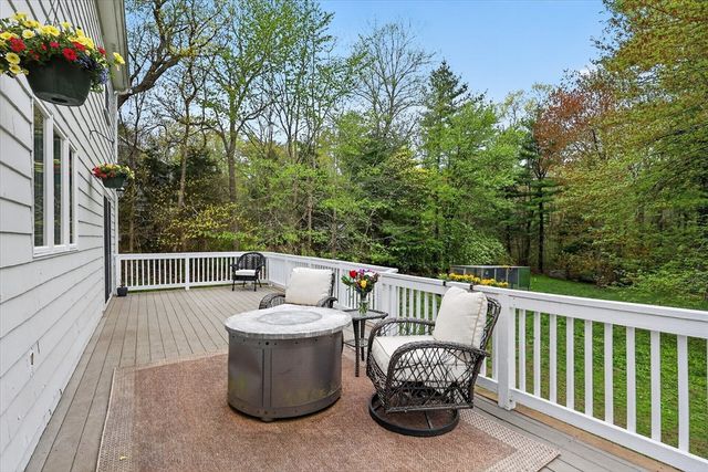 59 First Parish Rd, Norwell, MA 02061