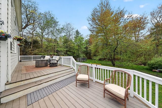 59 First Parish Rd, Norwell, MA 02061