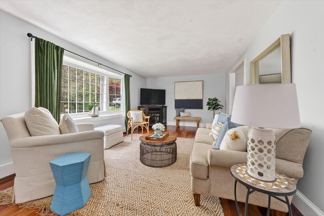 59 First Parish Rd, Norwell, MA 02061