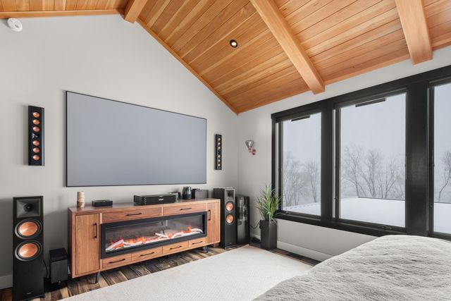 111 Lakeside Avenue, Milton, VT 05468