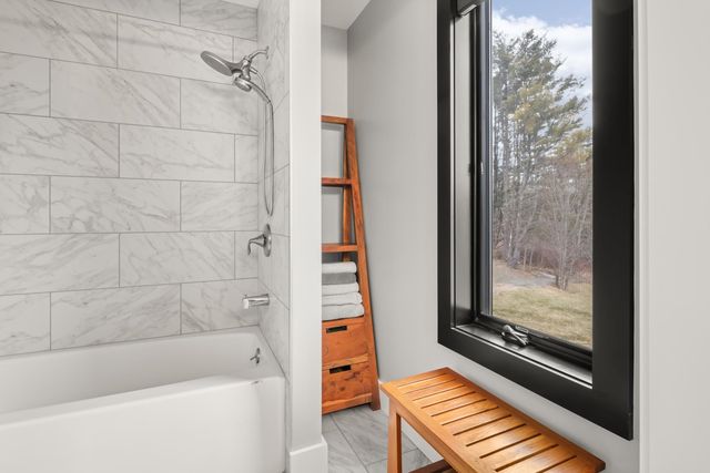 111 Lakeside Avenue, Milton, VT 05468