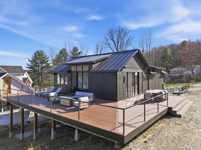 111 Lakeside Avenue, Milton, VT 05468