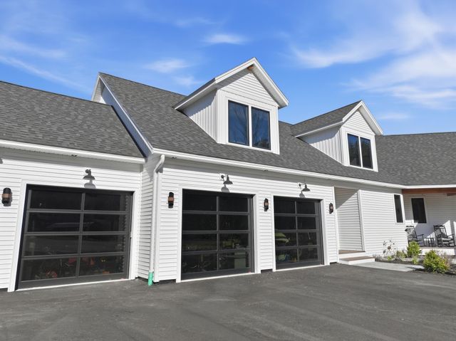 111 Lakeside Avenue, Milton, VT 05468