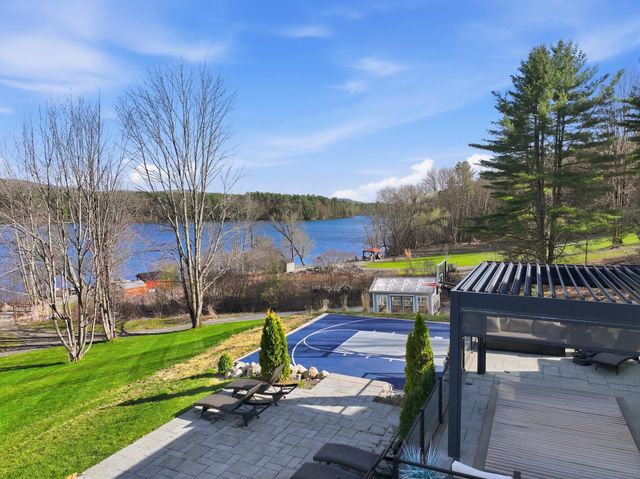 111 Lakeside Avenue, Milton, VT 05468