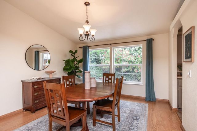 7921 Rasmussen Rd, Loomis, CA 95650