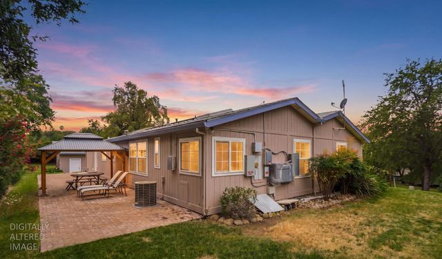 7921 Rasmussen Rd, Loomis, CA 95650