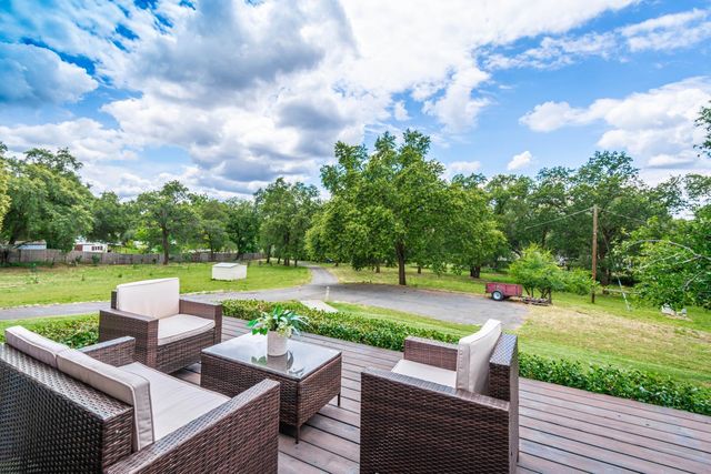 7921 Rasmussen Rd, Loomis, CA 95650