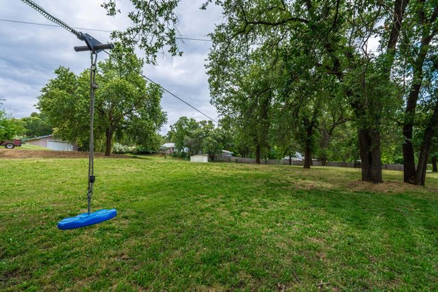 7921 Rasmussen Rd, Loomis, CA 95650