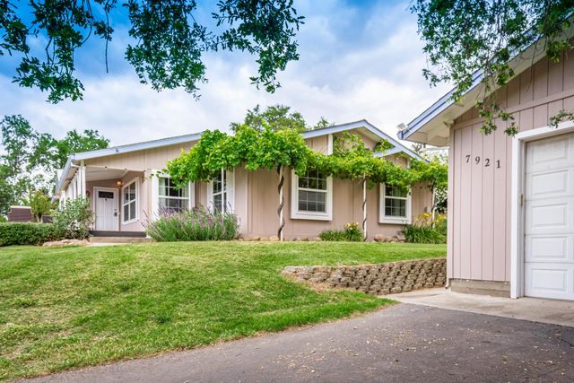 7921 Rasmussen Rd, Loomis, CA 95650
