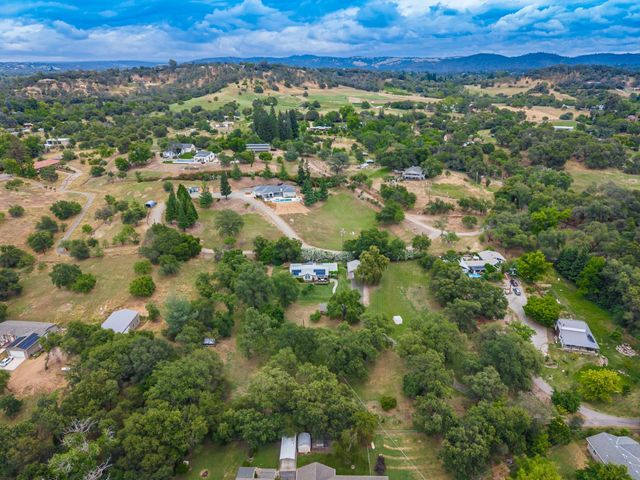 7921 Rasmussen Rd, Loomis, CA 95650