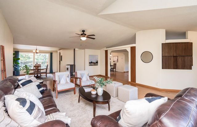 7921 Rasmussen Rd, Loomis, CA 95650