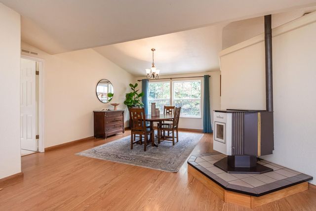 7921 Rasmussen Rd, Loomis, CA 95650