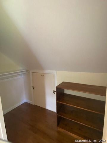 29 Hunts Brook Road, Waterford, CT 06375