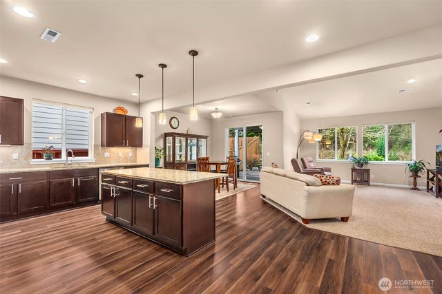 1808 Cyrene Drive NW, Olympia, WA 98502