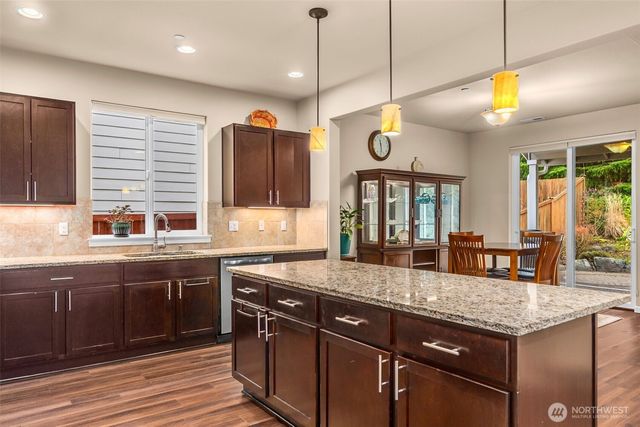 1808 Cyrene Drive NW, Olympia, WA 98502